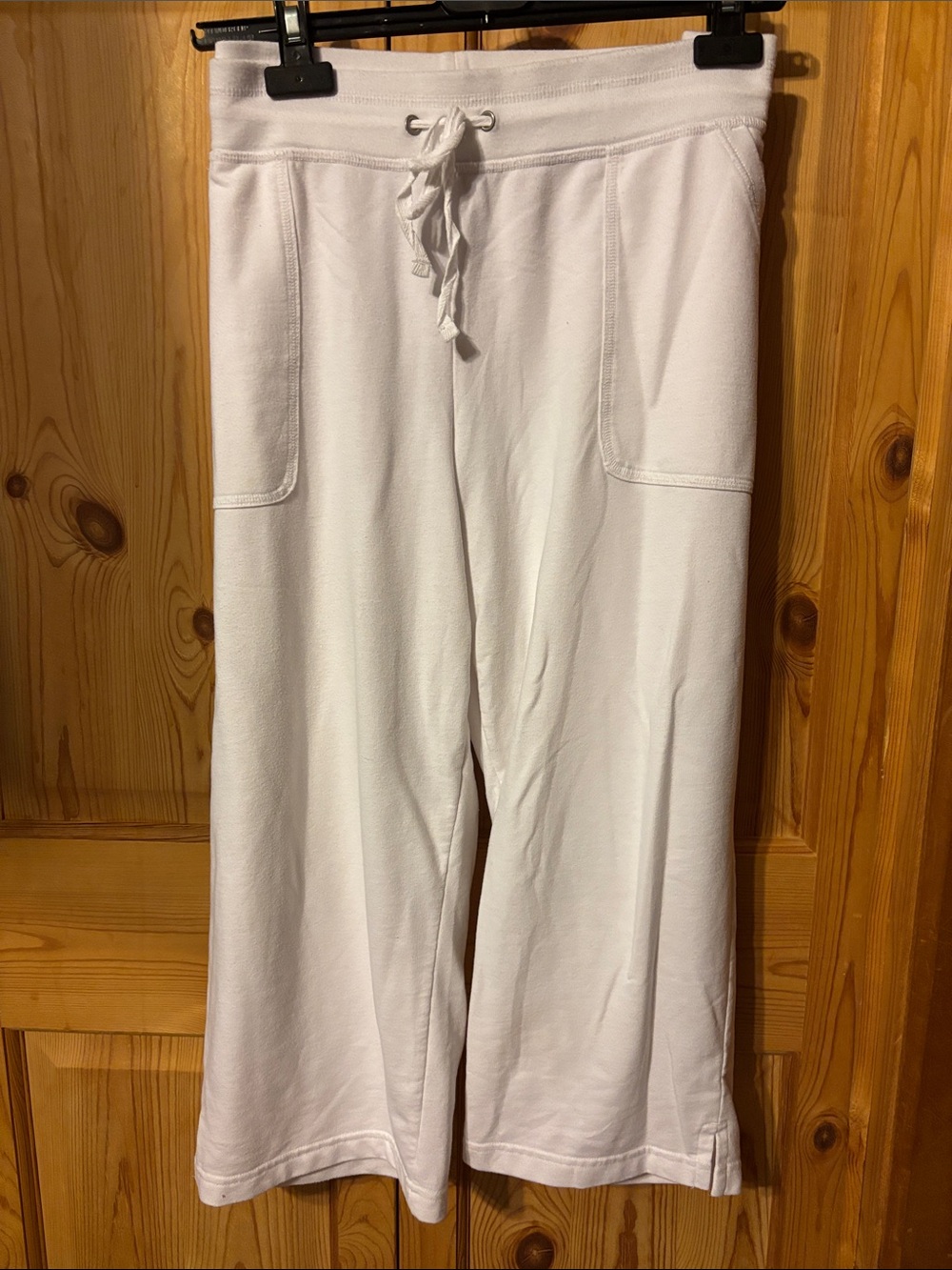 White Stag White Cotton-Blend Capri Pant with Logo Tag